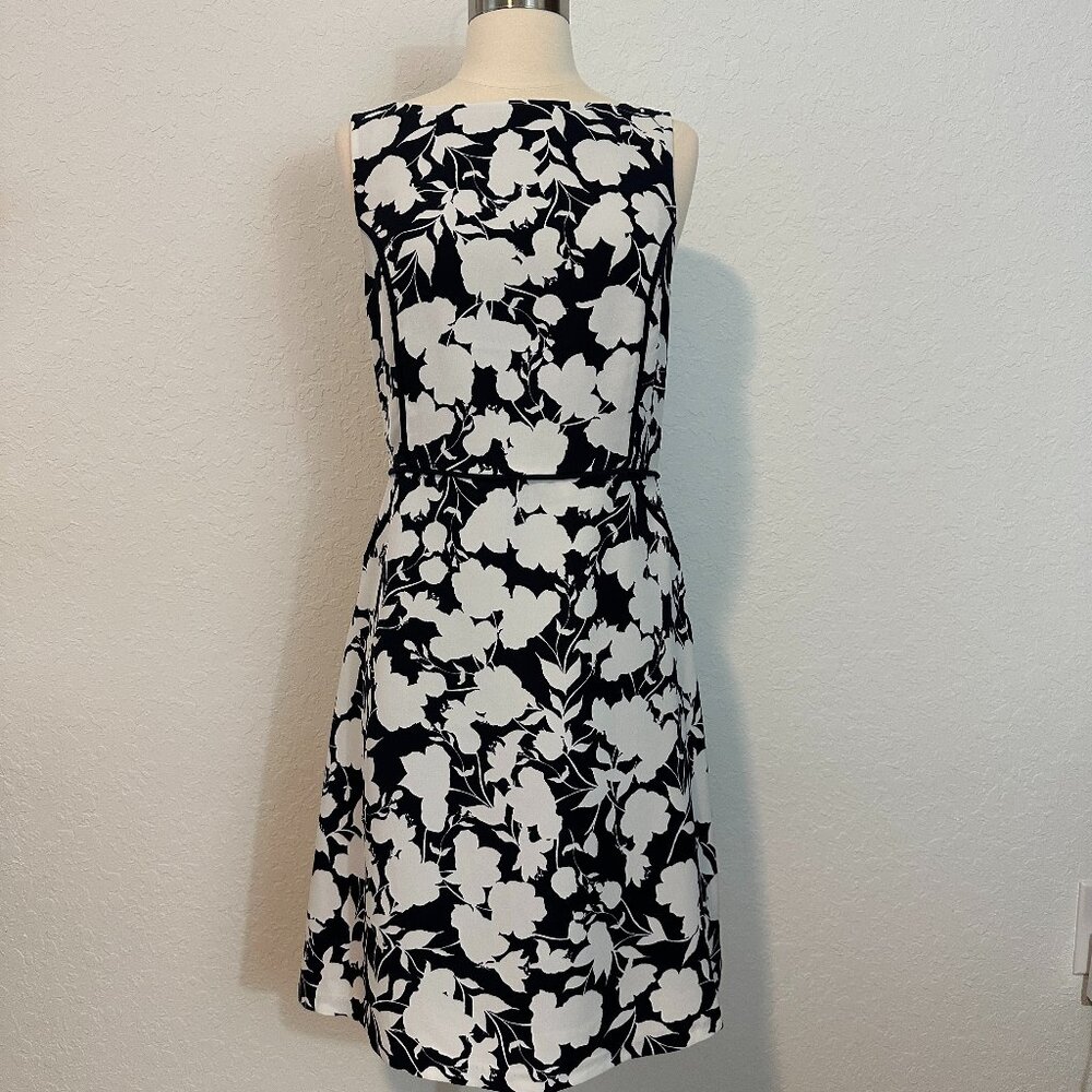 The Limited 6 Tall Fitted Sheath Dress Straight Fit Knee Length High Neck